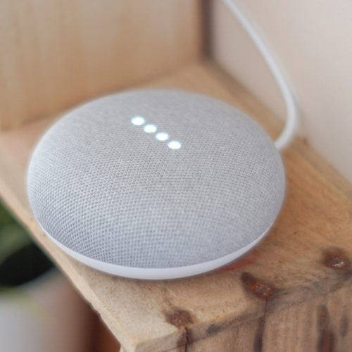 Google aceita pagar US$ 68 milhões em processo por espionagem de seu assistente virtual